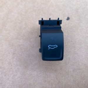 Buton deschidere haion VW ID4 ID.4 2023 3G0959831A 3G0 959 831 A la 0 km - Dezmembrari Auto