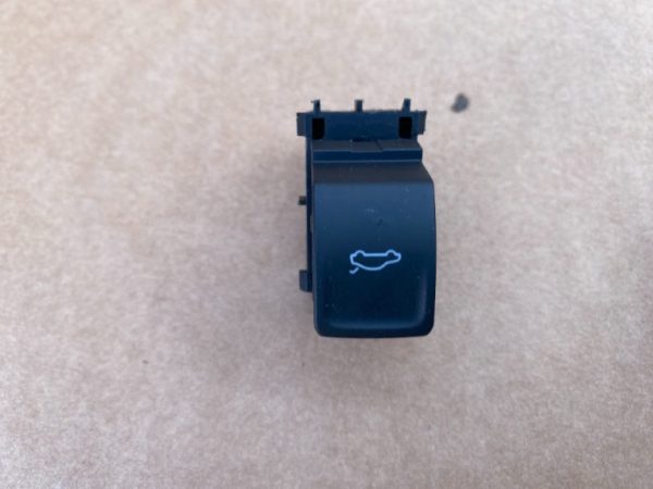 Buton deschidere haion VW ID4 ID.4 2023 3G0959831A 3G0 959 831 A la 0 km - Dezmembrari Auto