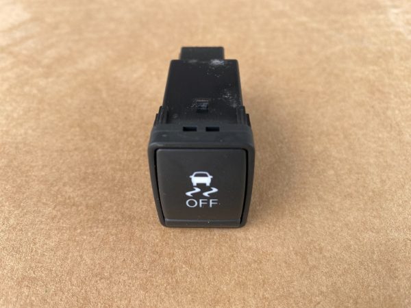 Buton ESP Nissan Qashqai 2016 - Dezmembrari Auto
