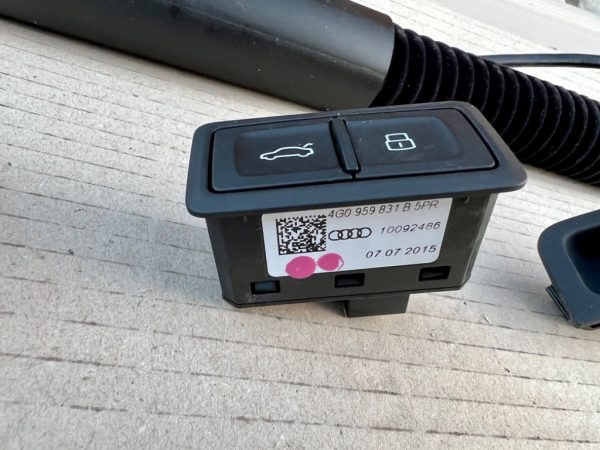 Buton haion electric Audi A7 2015 4G0959831B 4G0 959 831 B - Dezmembrari Auto