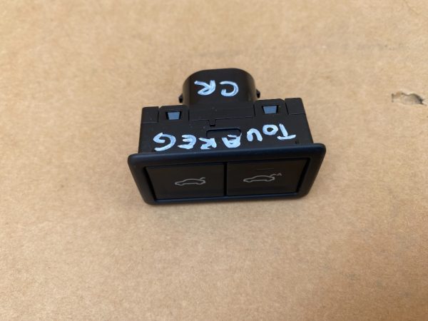 Buton haion VW Touareg CR 3G0959832A 3G0 959 832 A - Dezmembrari Auto