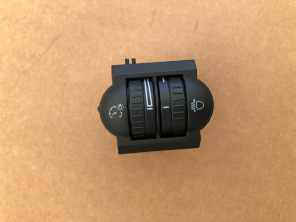 Buton reglaj faruri VW Jetta 2016 5C6941333A 5C6 941 333 A - Dezmembrari Auto