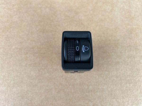 Buton reglaj lumini Nissan Qashqai 2016 - Dezmembrari Auto