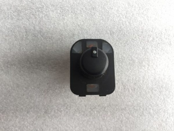 Buton reglaj oglinzi Audi A4 B6 8E0 959 565 A 8E0959565A - Dezmembrari Auto