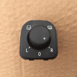 Buton reglaj oglinzi cu rabatare VW Tiguan 2015 1K0 959 565 J 1K0959565J - Dezmembrari Auto