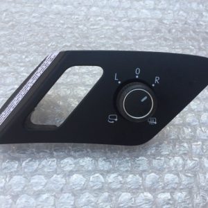 Buton reglaj oglinzi electrice rabatabile 5G0 959 565 AG 5G0959565AG - Dezmembrari Auto