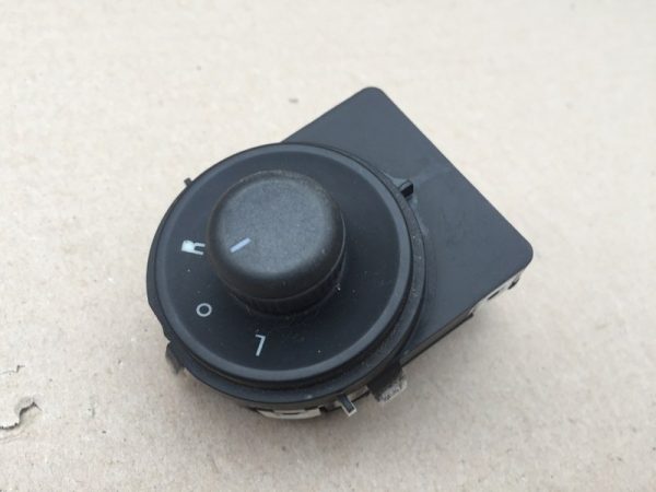 Buton reglaj oglinzi Opel Astra j 2012 13271827 132 718 27 - Dezmembrari Auto