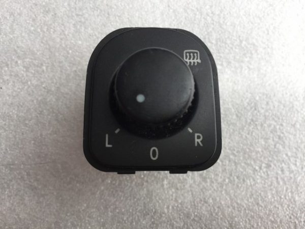 Buton reglaj oglinzi VW Tiguan 1K0 959 565 K 1k0959565k - Dezmembrari Auto