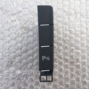 Buton senzori parcare VW Golf 7 1.5 DAC 5G1 927 238 E 5G1927238E - Dezmembrari Auto