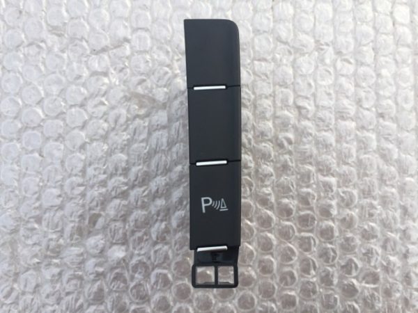 Buton senzori parcare VW Golf 7 1.5 DAC 5G1 927 238 E 5G1927238E - Dezmembrari Auto