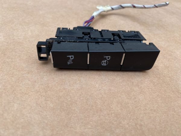 Buton senzori parcare VW Golf 7 2016 5G1927238 5G1 927 238 - Dezmembrari Auto