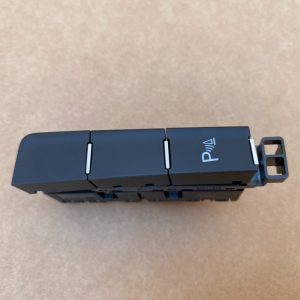 Buton senzori parcare VW Golf 7 2016 5G1927238E 5G1 927 238 E la 0 km - Dezmembrari Auto