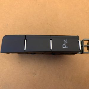 Buton senzori parcare VW Golf 7 5G1927238E 5G1 927 238 E la 0 km - Dezmembrari Auto
