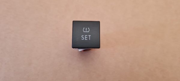 Buton senzori presiune roti VW Jetta 2016 1K0927121B 1K0 927 121 B - Dezmembrari Auto