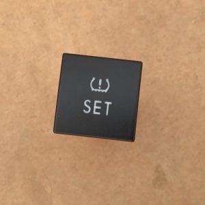 Buton senzori presiune roti VW Jetta 2017 1K0927121B 1K0 927 121 B la 0 km - Dezmembrari Auto