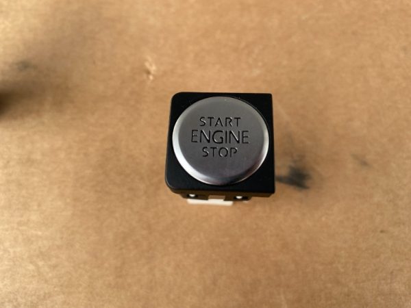 Buton start engine / motor VW Jetta 2017 5C7959839C 5C7 959 839 C la 0 km - Dezmembrari Auto