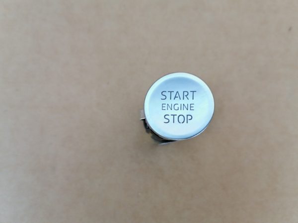 Buton start stop Audi A3 8V 8V0905217 8V0 905 217 - Dezmembrari Auto