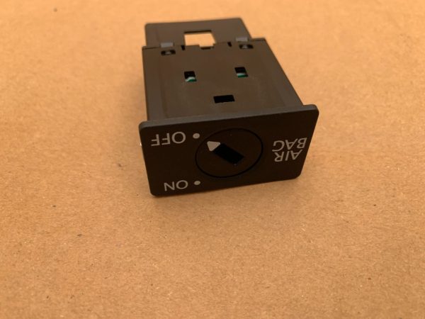 Buton VW Jetta 2016 1K0919237D 1K0 919 237 D la 0 km - Dezmembrari Auto