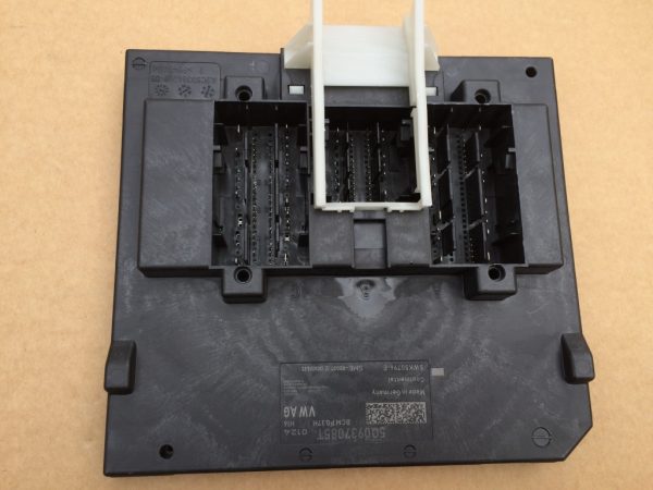 Calculator BCM Audi A3 8V E-TRON 5Q0937085T 5Q0 937 085 T - Dezmembrari Auto