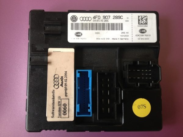 Calculator bornetz Audi A6 4F 4F0907289C 4F0 907 289 C - Dezmembrari Auto