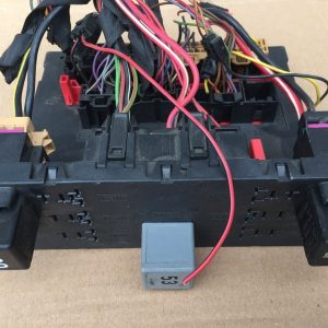 Calculator bornetz VW Passat B6 3C0937049AE - Dezmembrari Auto