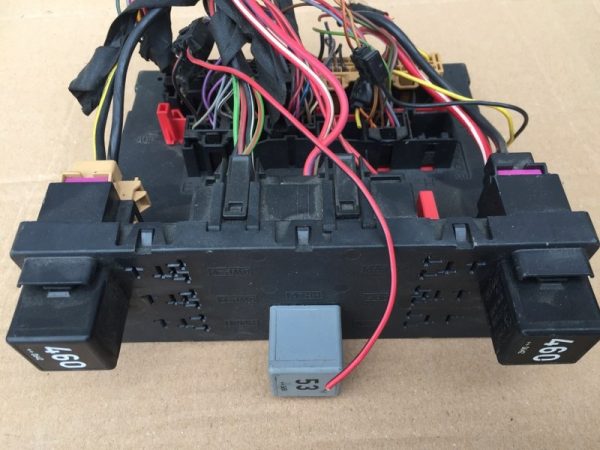 Calculator bornetz VW Passat B6 3C0937049AE - Dezmembrari Auto