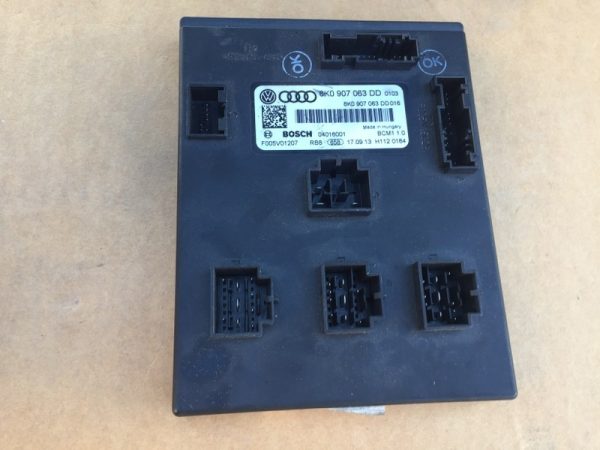 Calculator confort Audi A4 8K 8K0 907 063 DD 8K0907063DD - Dezmembrari Auto