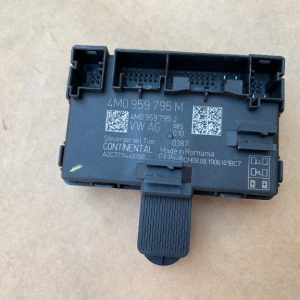 Calculator confort Audi E-TRON 2021 4M0959795M 4M0 959 795 M 4M0959795J 4M0 959 795 J la 0 km - Dezmembrari Auto