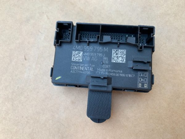 Calculator confort Audi E-TRON 2021 4M0959795M 4M0 959 795 M 4M0959795J 4M0 959 795 J la 0 km - Dezmembrari Auto