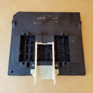 Calculator confort BCM VW Golf 7 2013 5Q0937084N 5Q0 937 084 N - Dezmembrari Auto