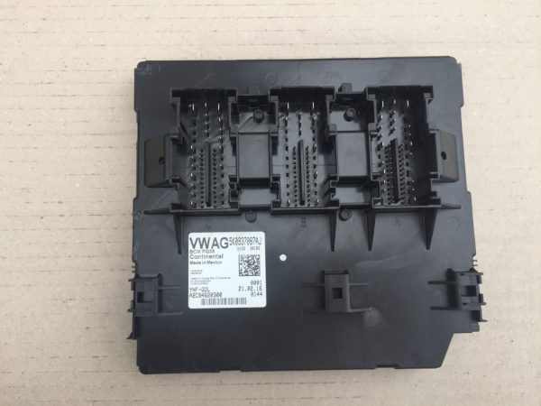 Calculator confort BCM VW Jetta 2016 5K0937087AJ 5K0 937 087 AJ - Dezmembrari Auto