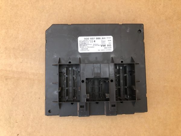 Calculator confort BCM VW Touran 2017 5Q0937086AH 5Q0 937 086 AH - Dezmembrari Auto