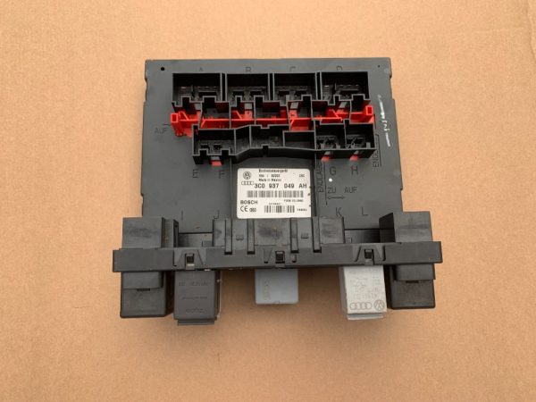 Calculator confort bornetz VW Golf 5 Touran Caddy Skoda Octavia 2 3C0937049AH 3C0 937 049 AH - Dezmembrari Auto