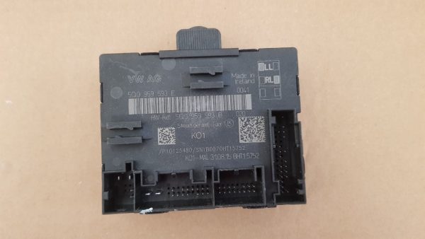 Calculator confort modul usa stanga fata VW Golf 7 5Q0959593E 5Q0 959 593 E - Dezmembrari Auto