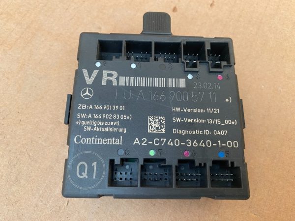 Calculator confort usa dreapta fata Mercedes B-Class W246 2014 A1669005711 la 0 km - Dezmembrari Auto