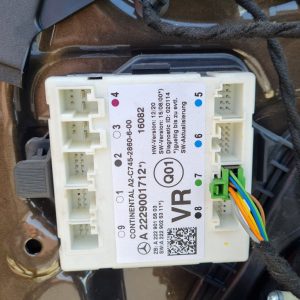 Calculator confort usa dreapta fata Mercedes C Class W205 A2229001712 A 222 900 17 12 - Dezmembrari Auto