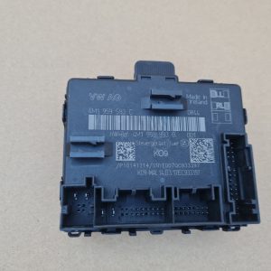 Calculator confort usa stanga fata Audi Q8 2019 4M1959593C la 0 km - Dezmembrari Auto