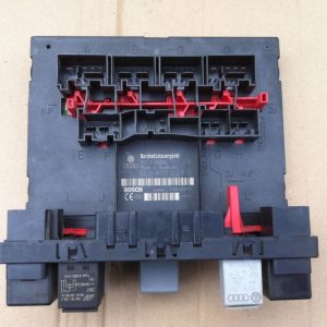 Calculator confort VW Seat Skoda cod 3C0937049B 3C0 937 049 B - Dezmembrari Auto