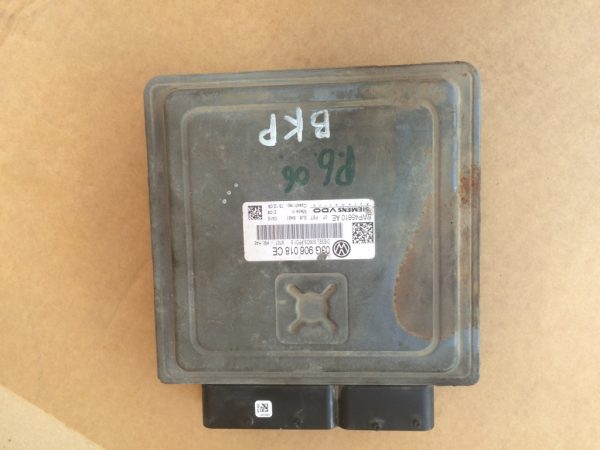 Calculator ECU VW Passat 2.0 BKP 03G906018CE 03G 906 018 CE - Dezmembrari Auto