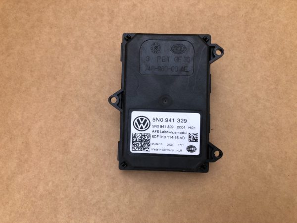 Calculator far adaptiv VW Jetta 2017 5N0941329 5N0 941 329 - Dezmembrari Auto