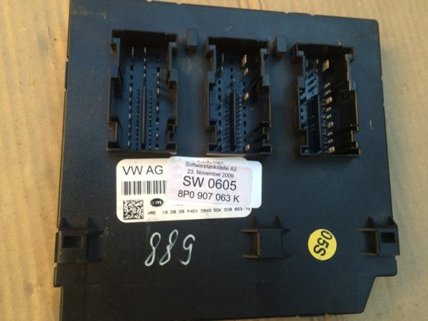 Calculator lumini bornetz Audi A3 8P 8P0907063K 8P0 907 063 K - Dezmembrari Auto