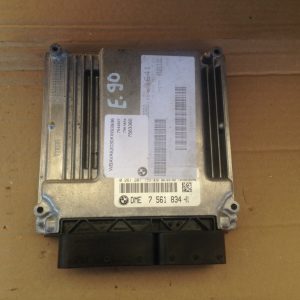 Calculator motor ECU BMW E90 2.0 benzina 7561834 7 561 834 - Dezmembrari Auto