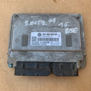 Calculator motor ECU Skoda Octavia 2 1.6i BSE 06A906033HA 06A 906 033 HA - Dezmembrari Auto
