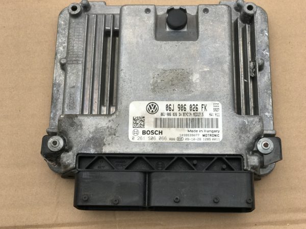 Calculator motor ECU VW Tiguan 2.0 tsi 06J906026FK 06J 906 026 FK - Dezmembrari Auto
