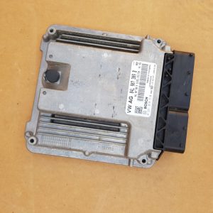 Calculator motor VW Golf 7 1.6 tdi CLH 04L907309B 04L 907 309 B - Dezmembrari Auto