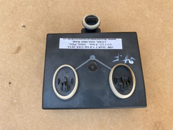 Calculator usa stanga fata VW Golf 7 2016 5Q0959593E 5Q0 959 593 E 5Q0959593B 5Q0 959 593 B la 0 km - Dezmembrari Auto