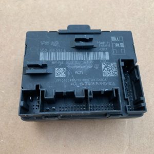 Calculator usa stanga fata VW Golf 7 2016 5Q0959593E 5Q0 959 593 E - Dezmembrari Auto