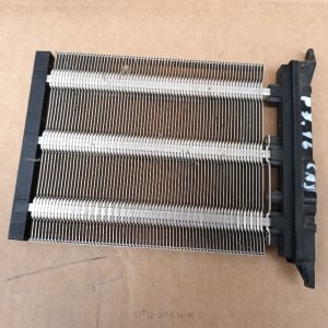Calorifer electric VW Passat B7 1K0963235F 1K0 963 235 F - Dezmembrari Auto