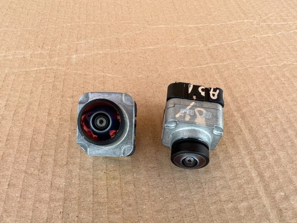 Camera bara fata 360 grade Audi A3 8Y VW Golf 8 Arteon 5WA980546D 5WA 980 546 D - Dezmembrari Auto
