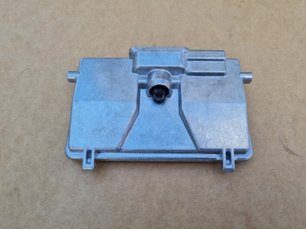 Camera video parbriz VW Passat B8 3Q0980654H 3Q0 980 654 H 3Q0980654A 3Q0 980 654 A - Dezmembrari Auto